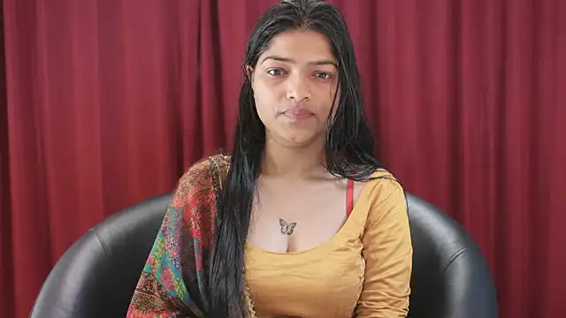 Snapshot of Yours_shikhaa0 chatting on 07.05.26 Yours shikhaa0 online show from 07.05.26