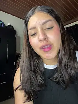 lamarucha nora online show from 07.08.26