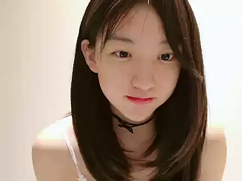 Snapshot of miumikkkki chatting on 07.13.26 miumikkkki online show from 07.13.26