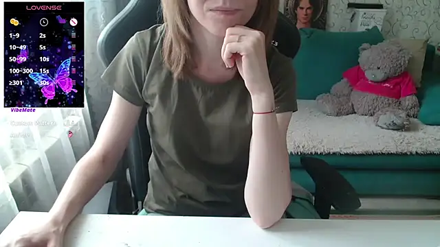 Snapshot of __Alisa__ chatting on 07.15.26 Alisa online show from 07.15.26