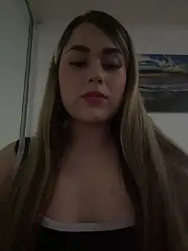 Snapshot of Paolee chatting on 07.17.26 Paolee online show from 07.17.26