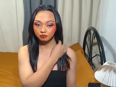 Snapshot of Naughty_Samara chatting on 07.11.26 Naughty Samara online show from 07.11.26