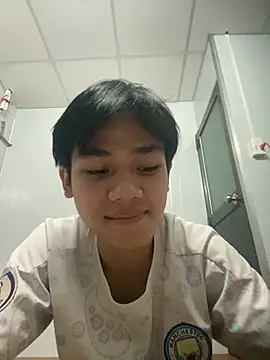 Snapshot of Shin210 chatting on 07.13.26 Shin210 online show from 07.13.26