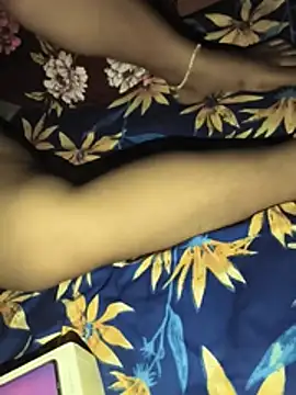 Snapshot of priya_bhabi_sex chatting on 07.12.26 priya bhabi sex online show from 07.12.26