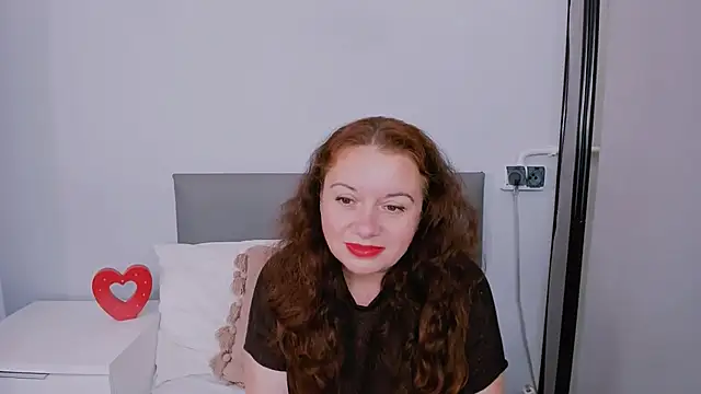 Snapshot of ElisabethLovee chatting on 07.08.26 ElisabethLovee online show from 07.08.26