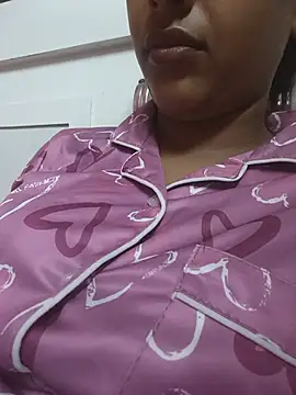 Snapshot of sharmilasingh89 chatting on 07.09.26 sharmilasingh89 online show from 07.09.26