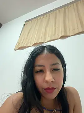Snapshot of kari_rive chatting on 07.21.26 kari rive online show from 07.21.26