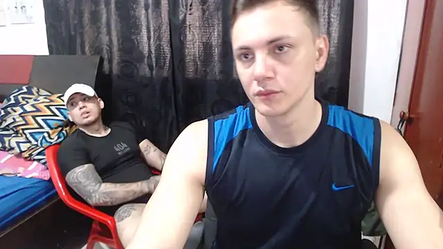 Snapshot of kike_energy chatting on 10.04.25 kike energy online show from 10.04.25