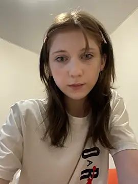 Snapshot of Lia_Kim_ chatting on 07.31.26 Lia Kim online show from 07.31.26