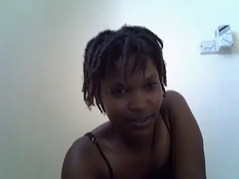 Snapshot of Pettite_ainah chatting on 07.11.26 Pettite ainah online show from 07.11.26