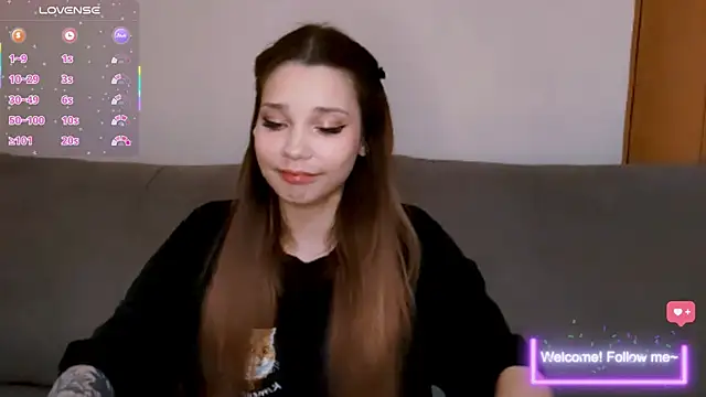 Snapshot of kittenalissa chatting on 07.19.26 kittenalissa online show from 07.19.26