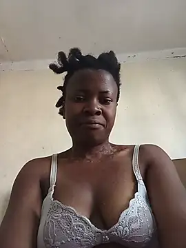 Snapshot of cutedivah chatting on 07.14.26 cutedivah online show from 07.14.26