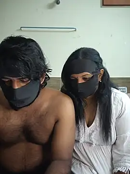 Snapshot of Fantacycouples chatting on 07.20.26 Fantacycouples online show from 07.20.26