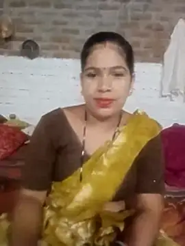 Snapshot of Indiansexycouple1 chatting on 07.16.26 Indiansexycouple1 online show from 07.16.26