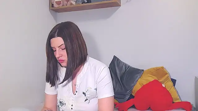 Snapshot of alisenties chatting on 01.24.25 alisenties online show from 01.24.25