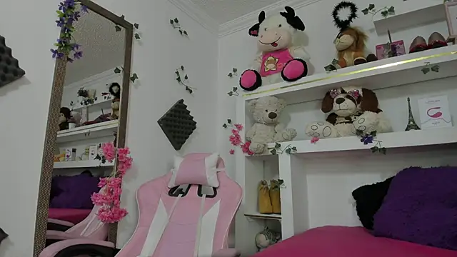 Snapshot of lucia_temptation chatting on 07.16.26 lucia temptation online show from 07.16.26