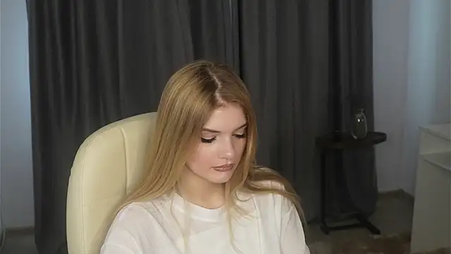 Snapshot of DanaeSpace chatting on 07.21.26 DanaeSpace online show from 07.21.26