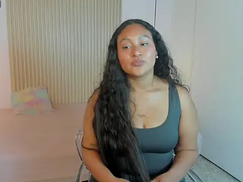 Snapshot of SerenaFordd chatting on 07.14.26 SerenaFordd online show from 07.14.26