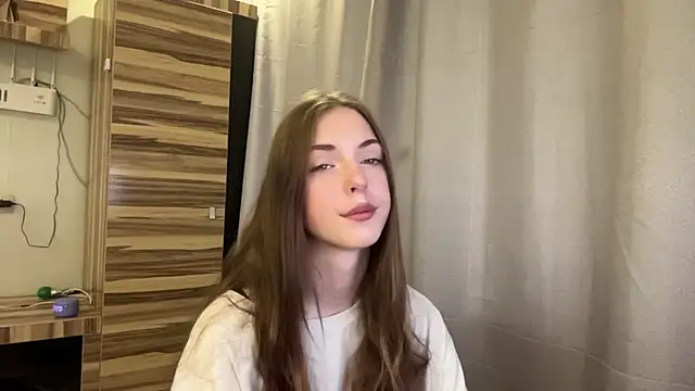 Snapshot of Clara_kitty chatting on 07.16.26 Clara kitty online show from 07.16.26