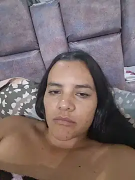 Snapshot of Yuli6x9 chatting on 07.17.26 Yuli6x9 online show from 07.17.26