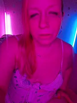 Snapshot of XxMs_StarzxX chatting on 06.16.26 XxMs StarzxX online show from 06.16.26