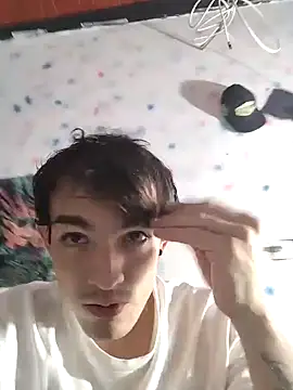 Snapshot of Desmon_maykiin chatting on 07.18.26 Desmon maykiin online show from 07.18.26