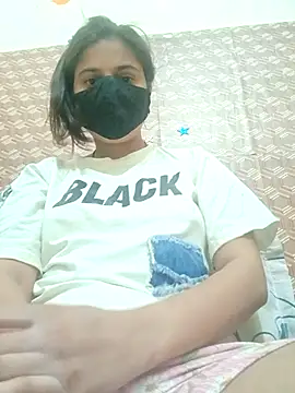 Snapshot of Mansi_p chatting on 07.18.26 Mansi p online show from 07.18.26