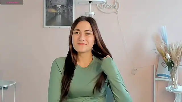 Snapshot of MarcellePiwowar chatting on 07.19.26 MarcellePiwowar online show from 07.19.26