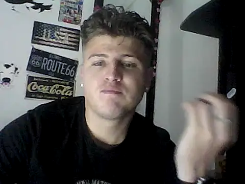 Snapshot of JUSTIIN-XXX chatting on 07.18.26 JUSTIIN-XXX online show from 07.18.26