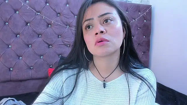 gabriela grace online show from 10.28.25