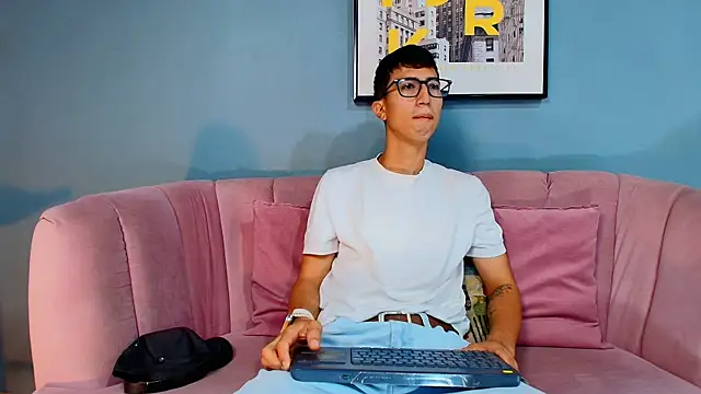 Keny Romero online show from 07.22.26