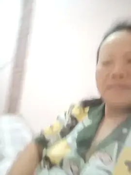 Snapshot of Queenie9z chatting on 07.19.26 Queenie9z online show from 07.19.26