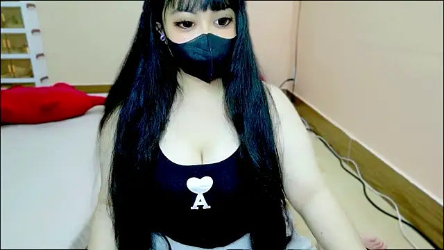 Snapshot of Lyne_tif chatting on 08.10.26 Lyne tif online show from 08.10.26