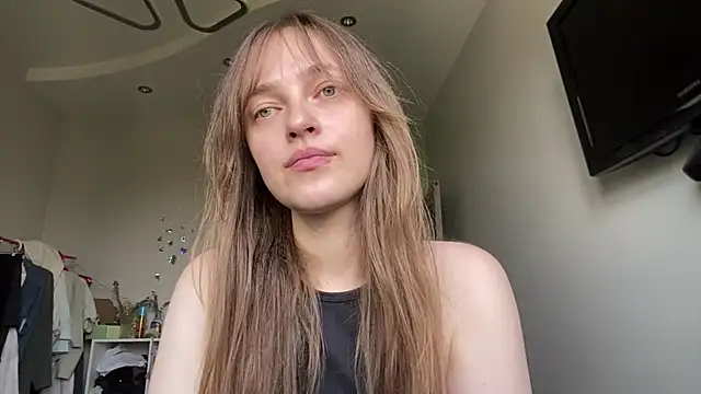 Snapshot of EarlenePedrogo chatting on 07.23.26 EarlenePedrogo online show from 07.23.26