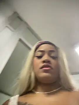 riri brunnete online show from 04.05.26