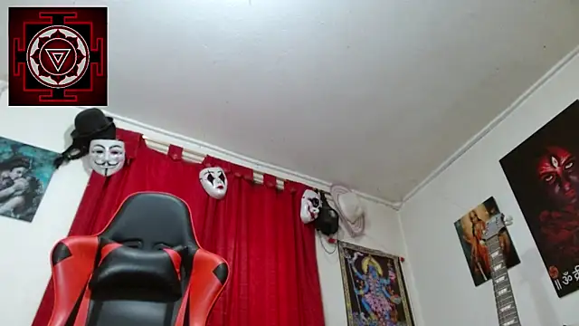 Snapshot of Amanda_Valeska chatting on 09.11.25 Amanda Valeska online show from 09.11.25