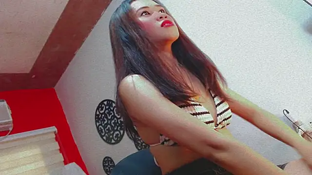 Snapshot of XxxGirl_on_FirexxX chatting on 07.24.26 XxxGirl on FirexxX online show from 07.24.26