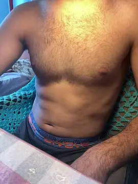Snapshot of ale_fit chatting on 07.25.26 ale fit online show from 07.25.26
