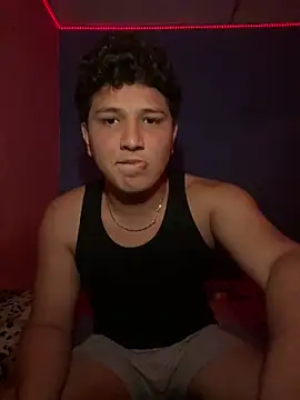 Snapshot of Eduardosexy_ chatting on 08.10.26 Eduardosexy online show from 08.10.26