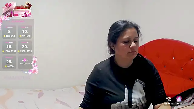 Snapshot of sexy_jhoan88 chatting on 10.10.25 sexy jhoan88 online show from 10.10.25