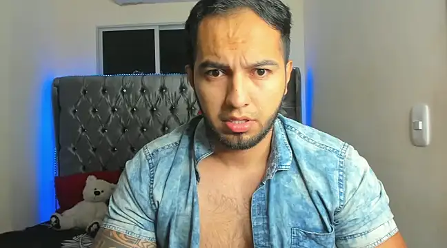 mrloganfuck1 online show from 03.18.25