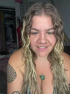 Snapshot of alaskaharper chatting on 08.09.26 alaskaharper online show from 08.09.26