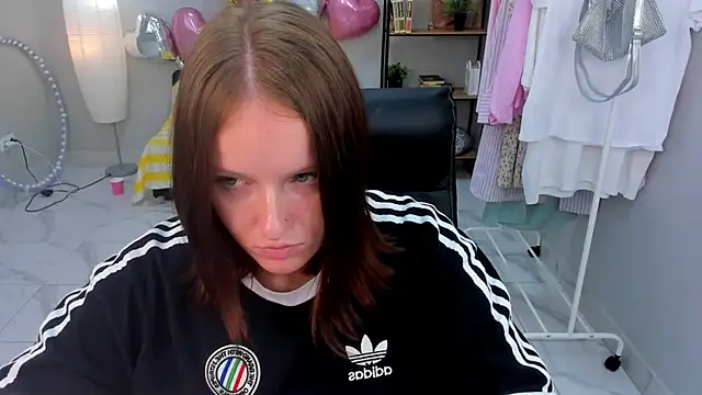Snapshot of GiovannaLaw chatting on 08.09.26 GiovannaLaw online show from 08.09.26