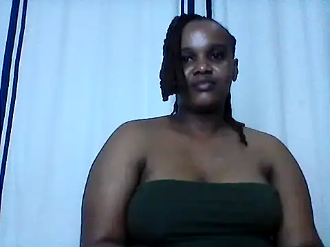 Snapshot of Happylolaa chatting on 07.30.26 Happylolaa online show from 07.30.26