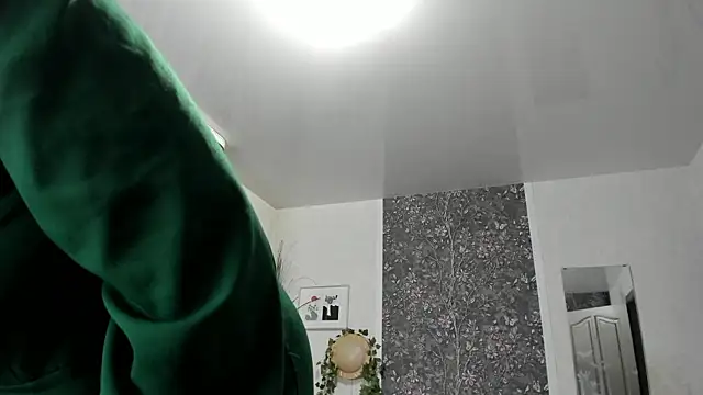 Snapshot of MargoMorales chatting on 08.02.26 MargoMorales online show from 08.02.26