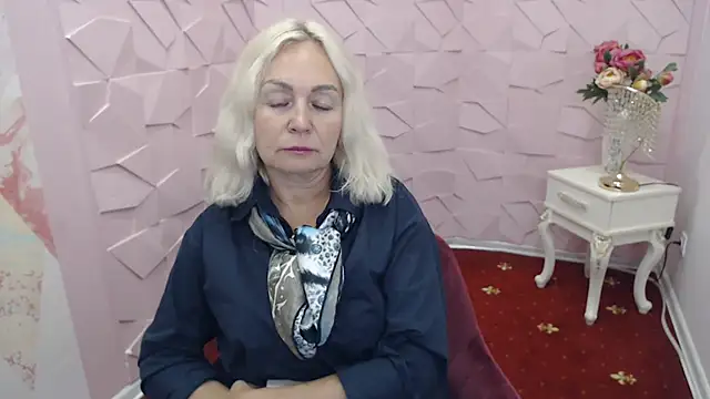 Snapshot of Jinna_luvv chatting on 08.05.26 Jinna luvv online show from 08.05.26