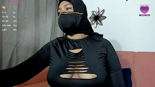 Snapshot of zaahira_66 chatting on 08.05.26 zaahira 66 online show from 08.05.26