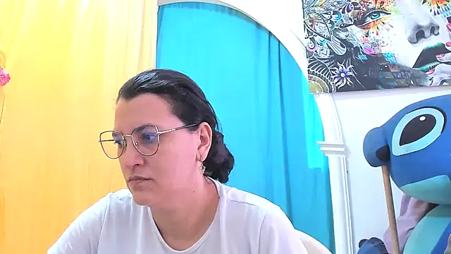 Snapshot of MARILYN_GARCIA chatting on 07.31.26 MARILYN GARCIA online show from 07.31.26