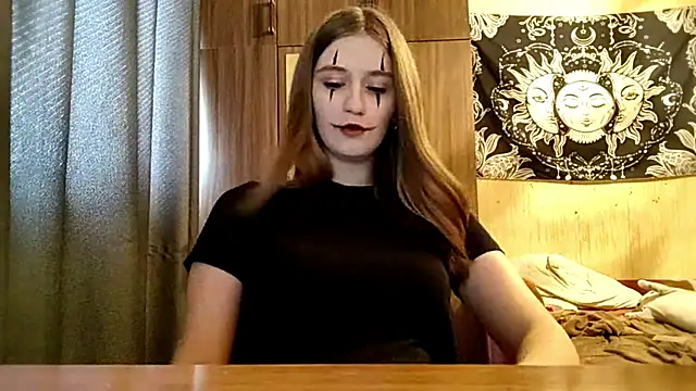 Snapshot of DanicaMazon chatting on 08.07.26 DanicaMazon online show from 08.07.26