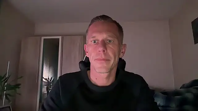 slaveboy2016xh online show from 12.02.24